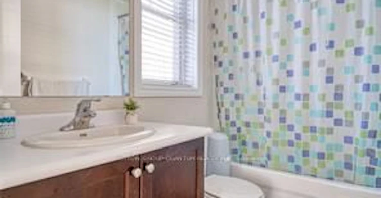 204-272 Georgian Drive, Oakville, ON, L6H 0K4 - 9