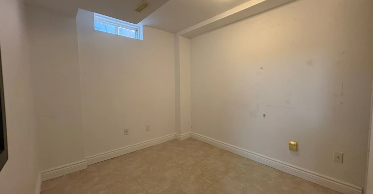 BSMT-11 Norman Wesley Way, Toronto, ON, M3M 3H3 - 6