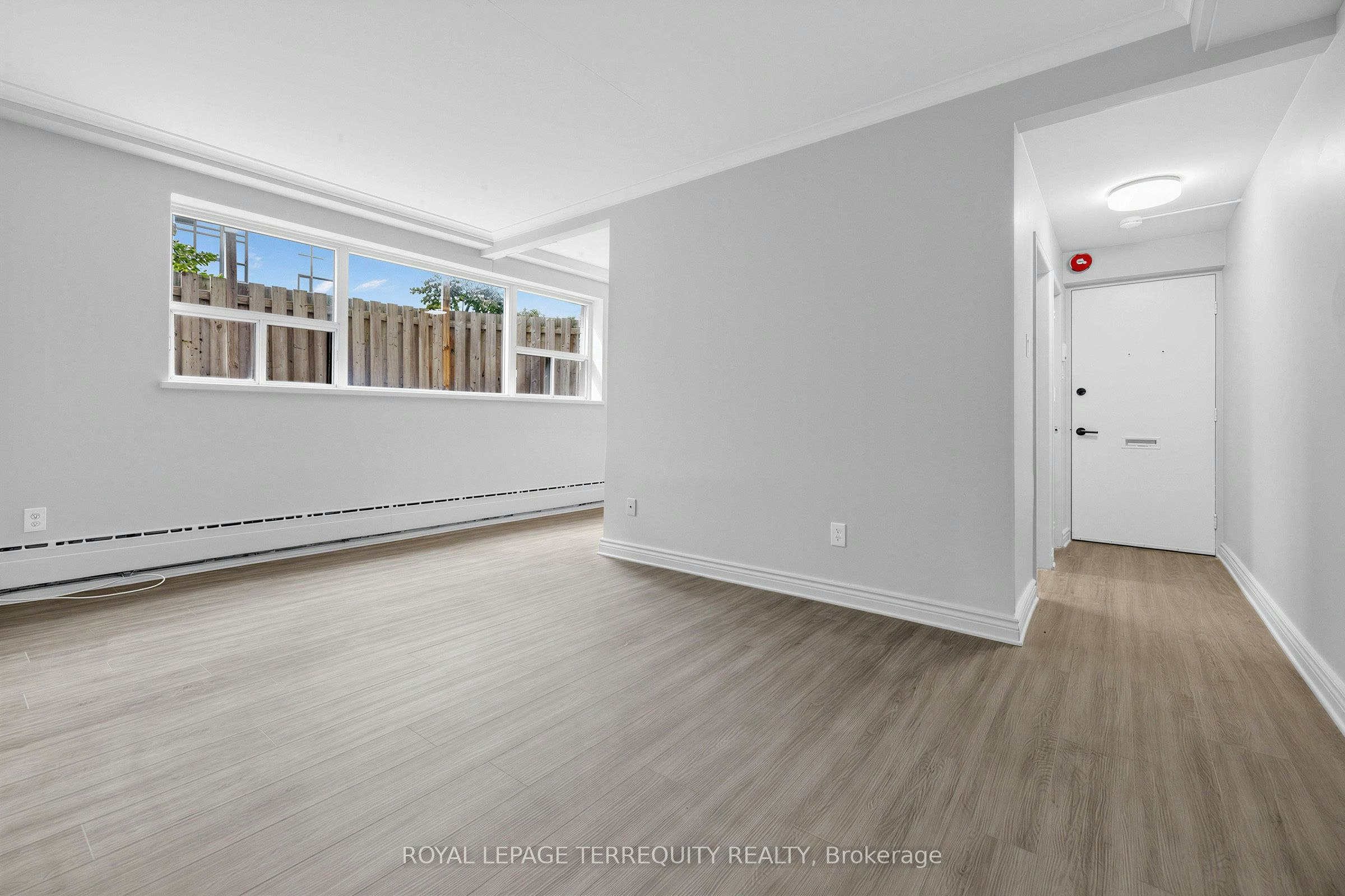 3-2548 Keele Street, Toronto, ON, M6L 2N8 - 9