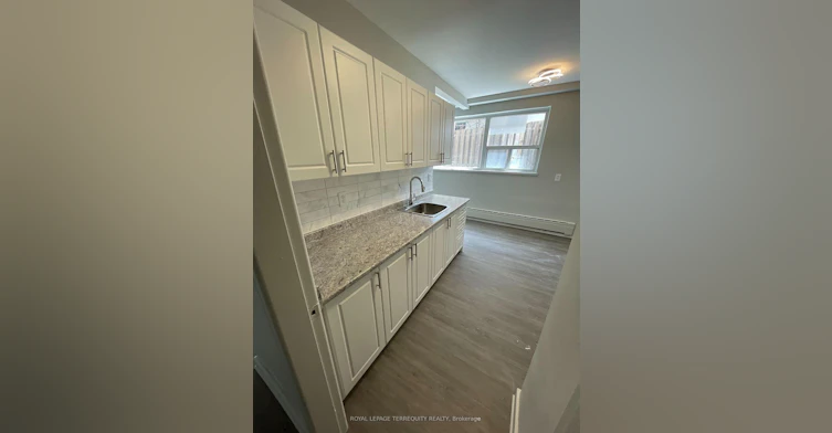 3-2548 Keele Street, Toronto, ON, M6L 2N8