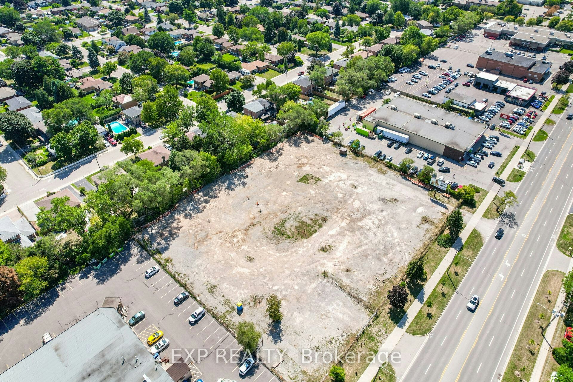 2362 Fairview Street, Burlington, ON, L7R 2E4 - 9