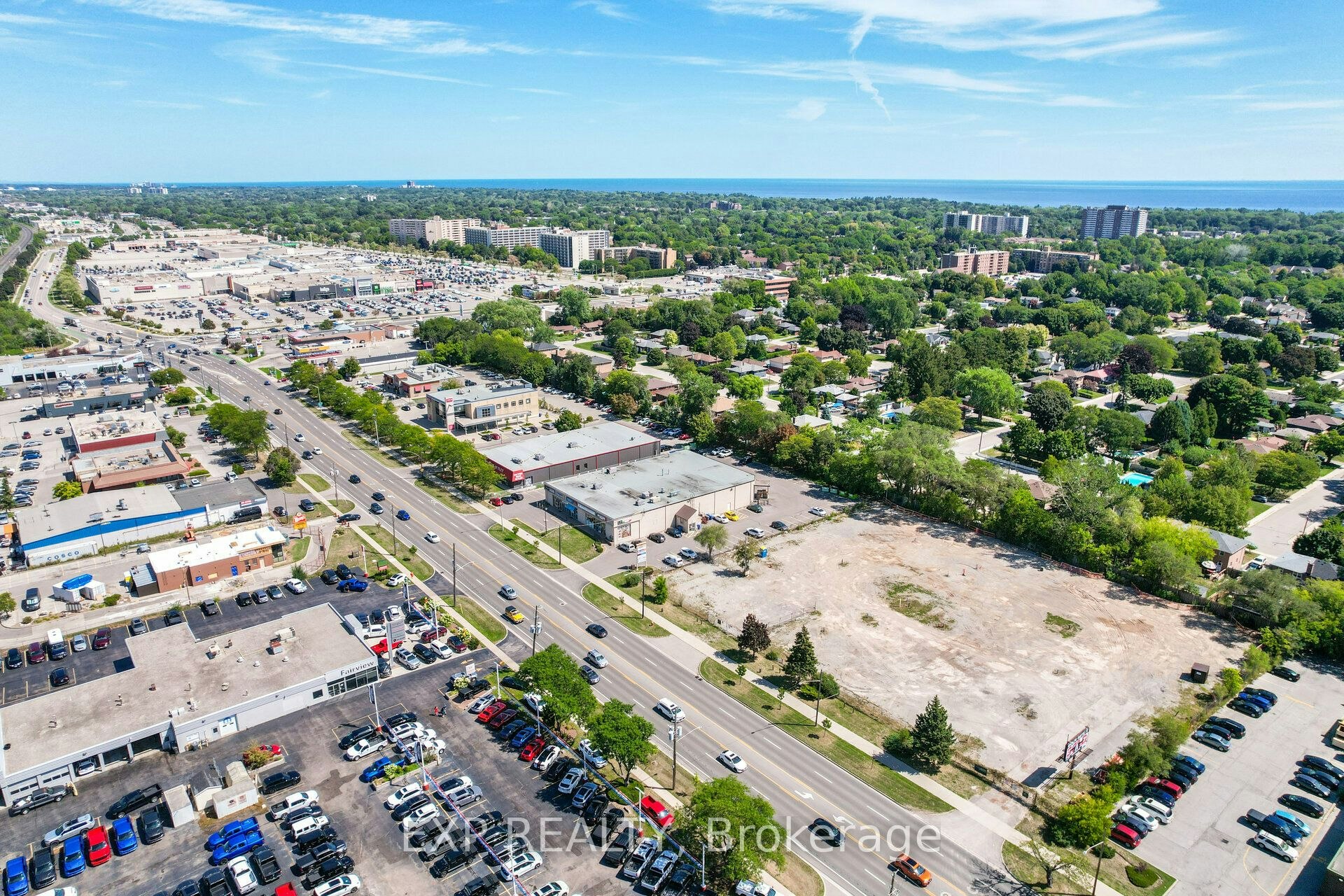 2362 Fairview Street, Burlington, ON, L7R 2E4 - 3
