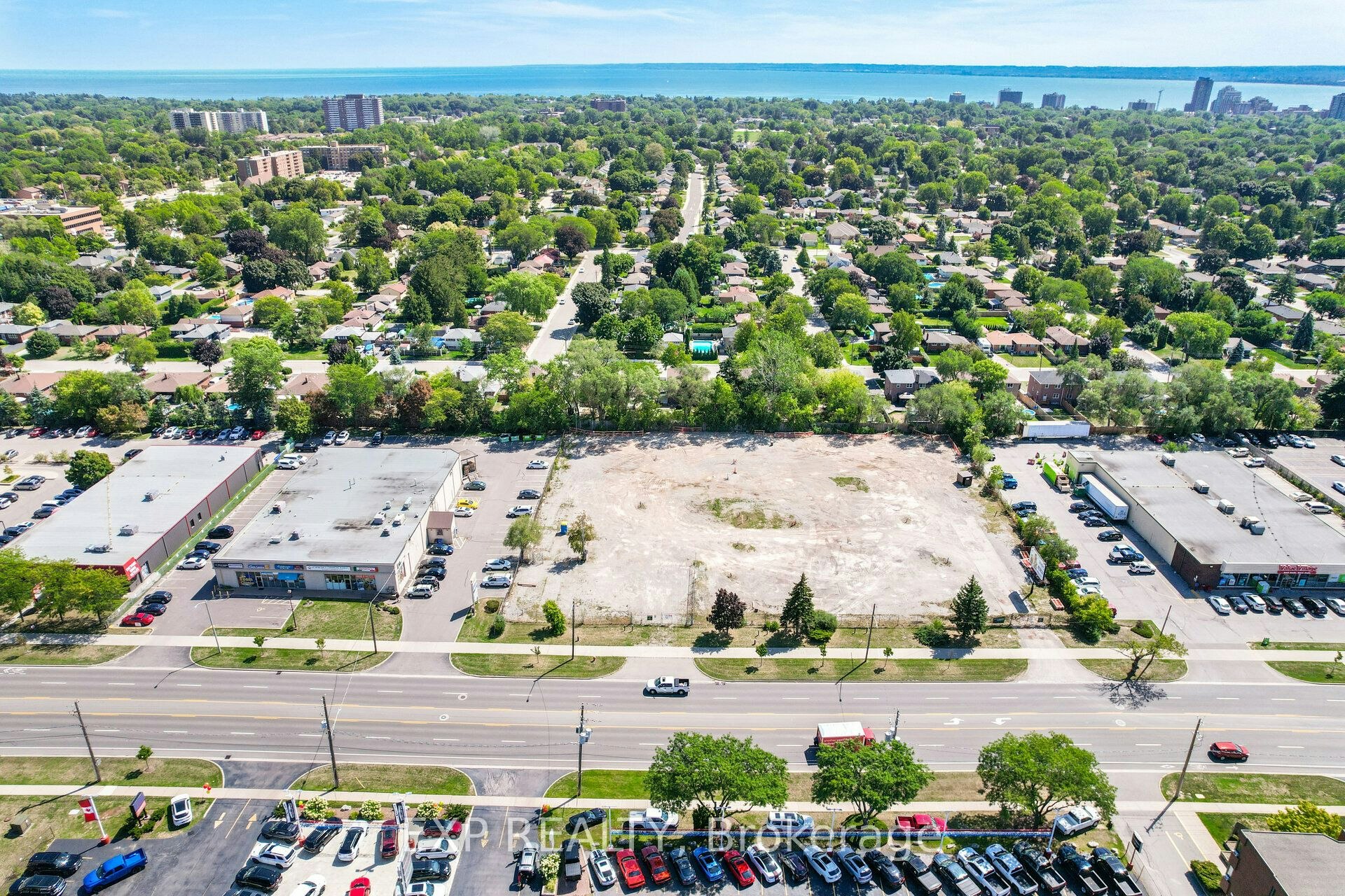 2362 Fairview Street, Burlington, ON, L7R 2E4 - 2