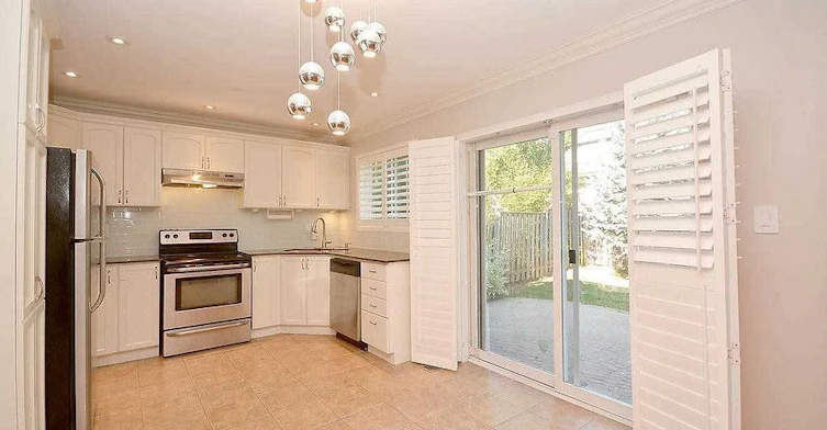 2343 Pine Glen Road, Oakville, ON, L6M 5J3 - 13