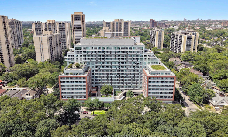 LPH 02-1830 Bloor Street W