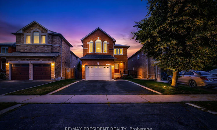 2139 Westmount Drive