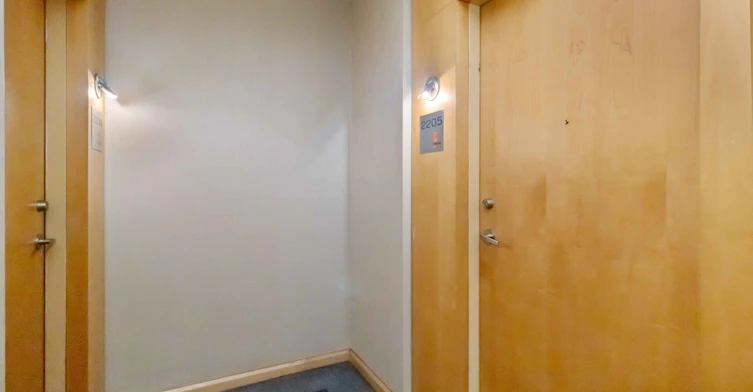 2205-3939 Duke Of York Boulevard, Mississauga, ON, L5B 4N2 - 3