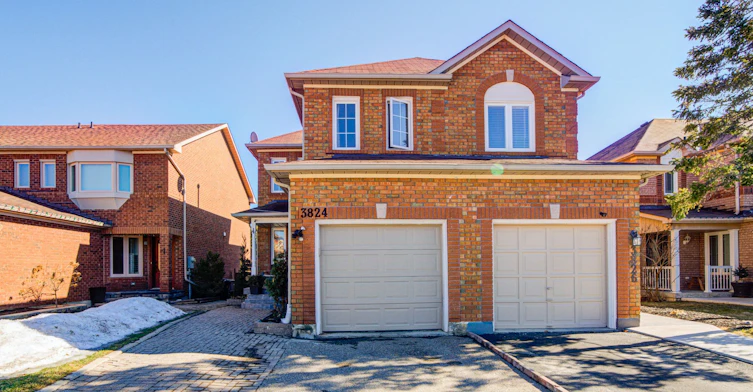 3824 Allcroft Road, Mississauga, ON, L5N 6V6