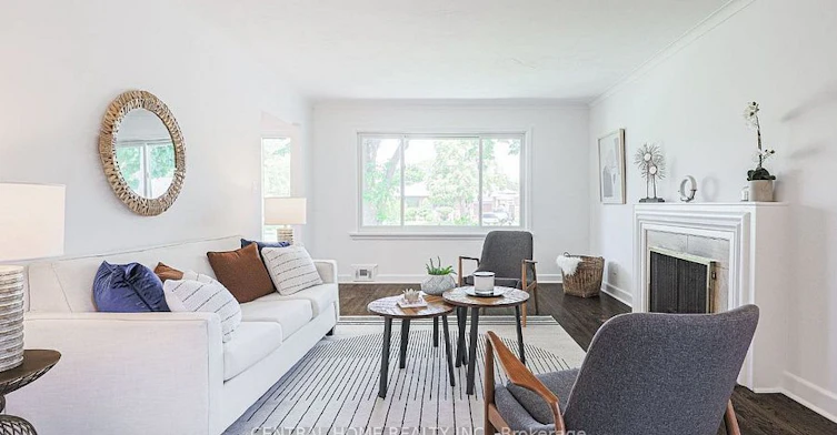 210 Renforth Main Floor Only Drive, Toronto, ON, M9C 2K7 - 8