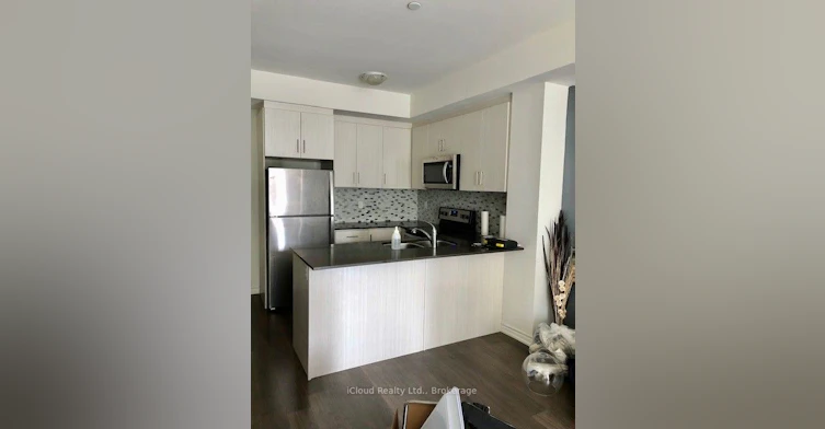 18-90 Eastwood Park Gardens, Toronto, ON, M8W 0B2 - 4