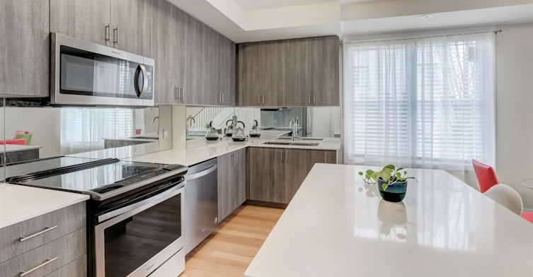 106-1180 Cawthra Road, Mississauga, ON, L5G 4K7 - 9
