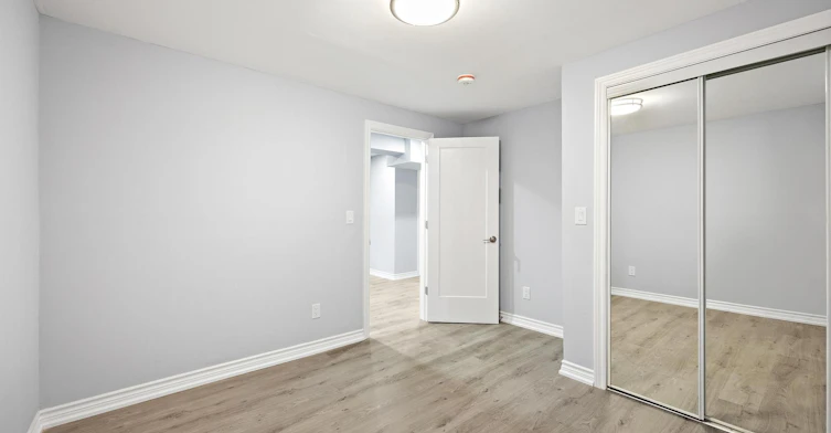 764 Willowbank Trail, Mississauga, ON, L4W 3M1 - 10