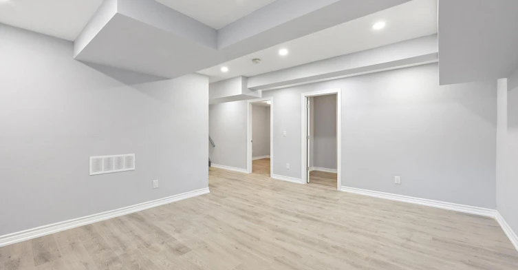 764 Willowbank Trail, Mississauga, ON, L4W 3M1 - 5