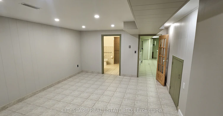 Basement-49 Algoma Street, Toronto, ON, M8Y 1C4 - 8