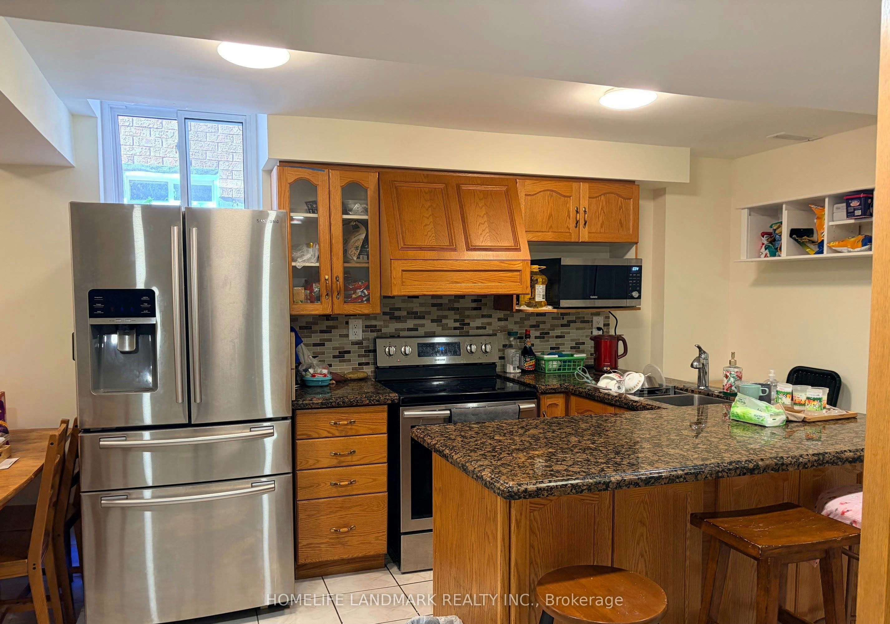 2587 Credit Valley Road, Mississauga, ON, L5M 4K7 - 2