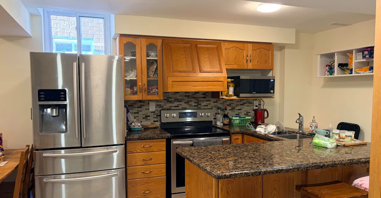 2587 Credit Valley Road, Mississauga, ON, L5M 4K7 - 2