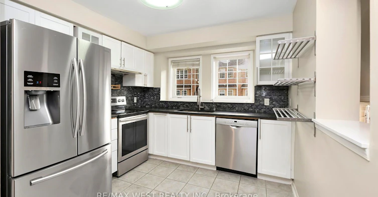 75-50 Strathaven Drive, Mississauga, ON, L5R 4E7 - 6