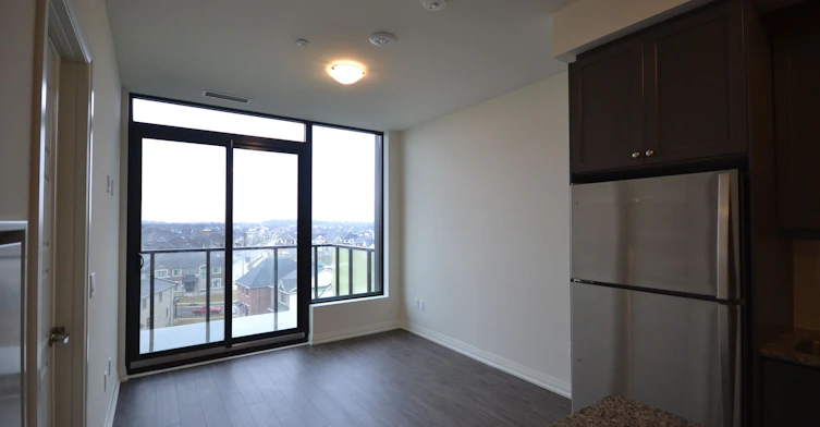 614-3006 William Cutmore Boulevard, Oakville, ON, L6H 8A4 - 2