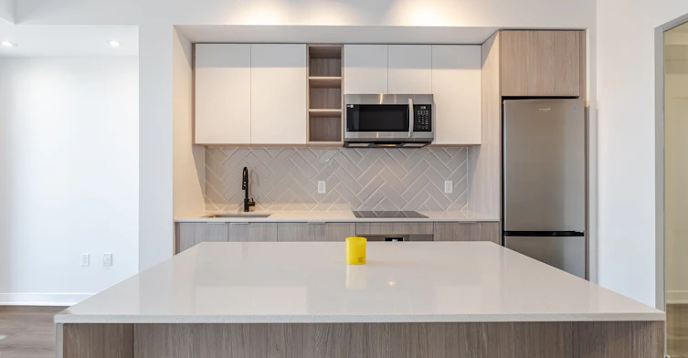 1805-36 Zorra Street, Toronto, ON, M8Z 4Z7 - 3
