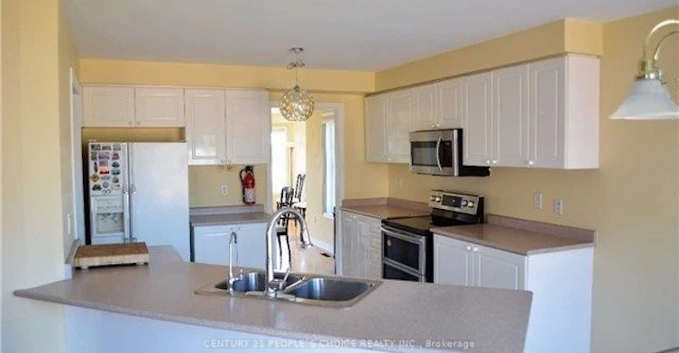 Upper-223 Van Scott Drive, Brampton, ON, L1X 0B1 - 2