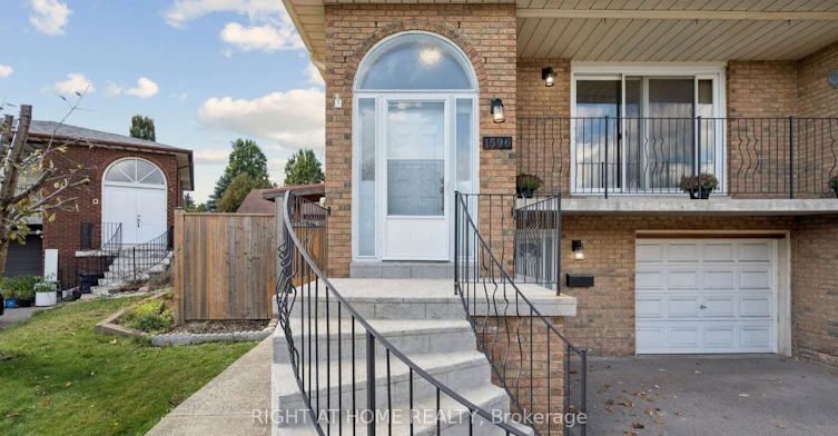 Lower-1596 Corkstone Glade, Mississauga, ON, L4W 2E7 - 2