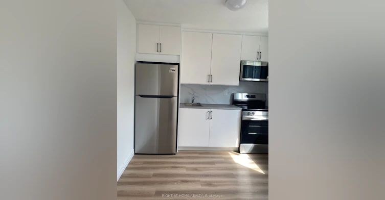 Main-1596 Corkstone Glade, Mississauga, ON, L4W 2E7 - 7