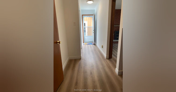 Main-1596 Corkstone Glade, Mississauga, ON, L4W 2E7 - 3