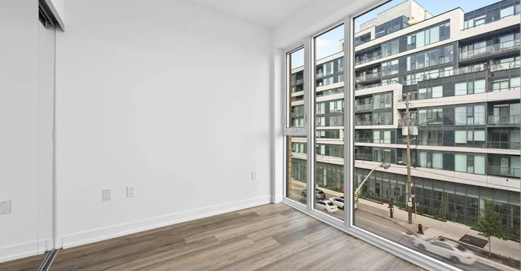 402-6 Chartwell Road, Toronto, ON, M8Z 0H2 - 15