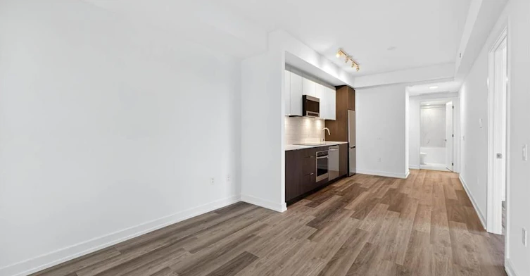 402-6 Chartwell Road, Toronto, ON, M8Z 0H2 - 8