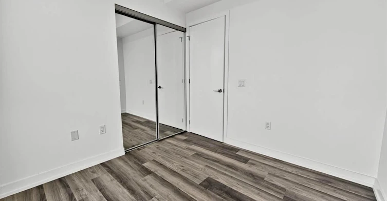 402-6 Chartwell Road, Toronto, ON, M8Z 0H2 - 18