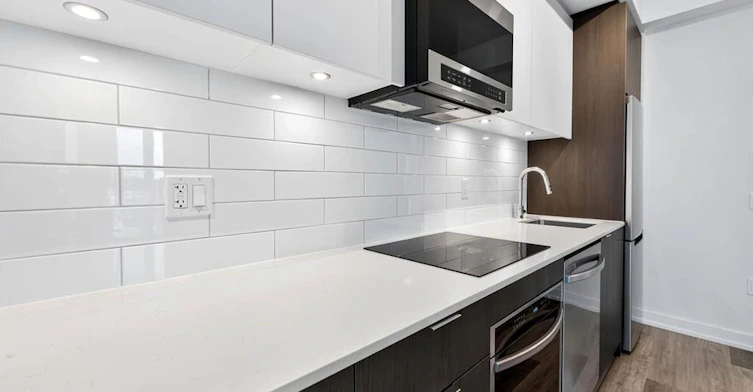 402-6 Chartwell Road, Toronto, ON, M8Z 0H2 - 10