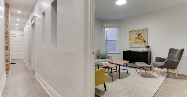 Main-17 Wade Avenue, Toronto, ON, M6H 1P4 - 21