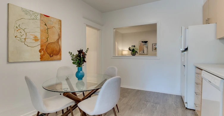Main-17 Wade Avenue, Toronto, ON, M6H 1P4 - 30