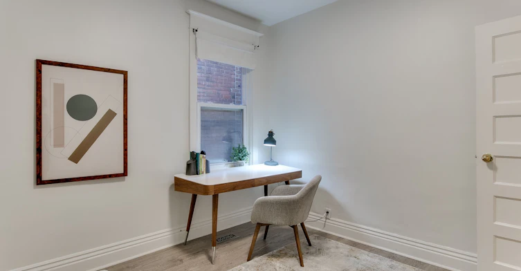 Main-17 Wade Avenue, Toronto, ON, M6H 1P4 - 14