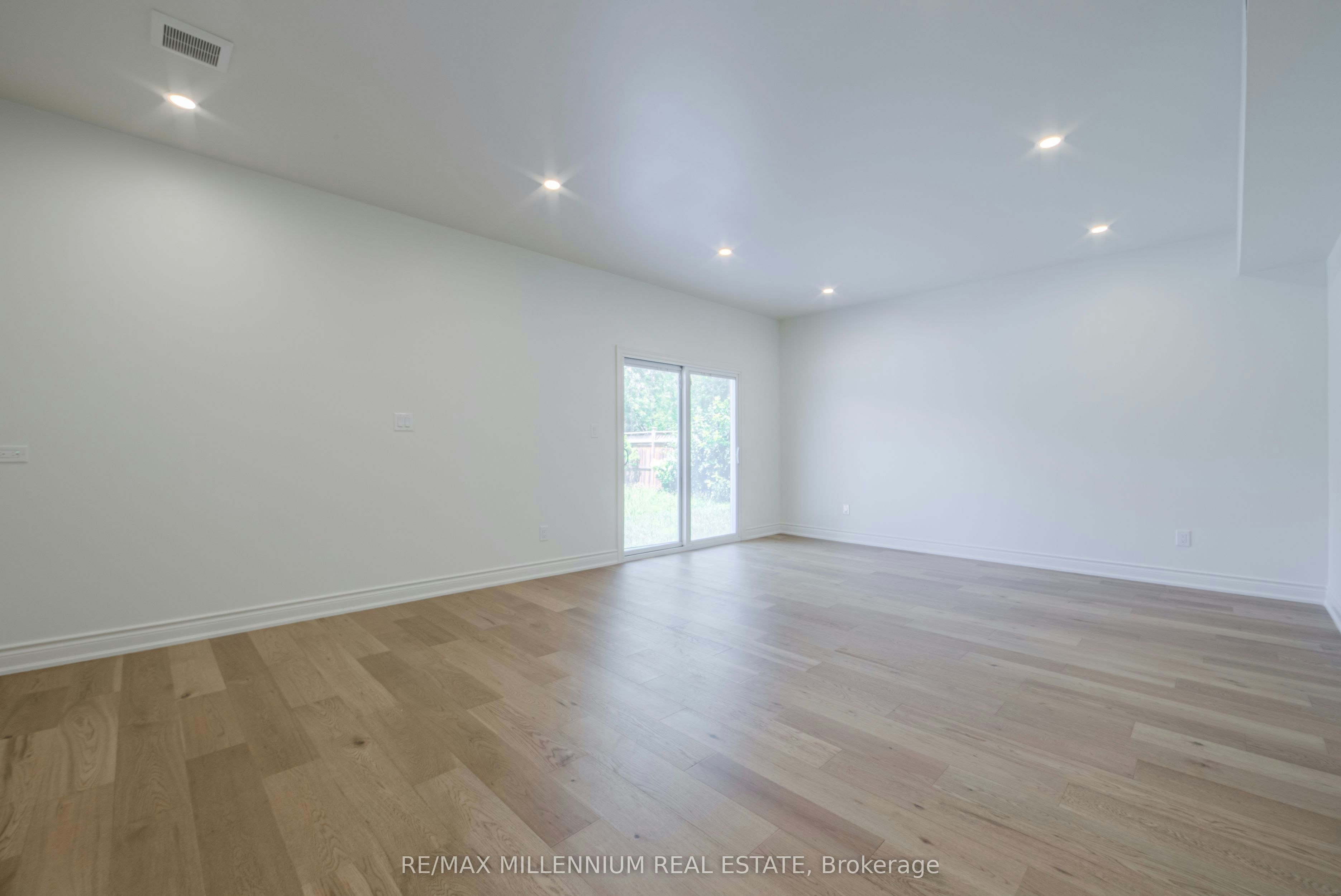 1285 Rebecca Street, Oakville, ON, L6L 1Z3 - 38