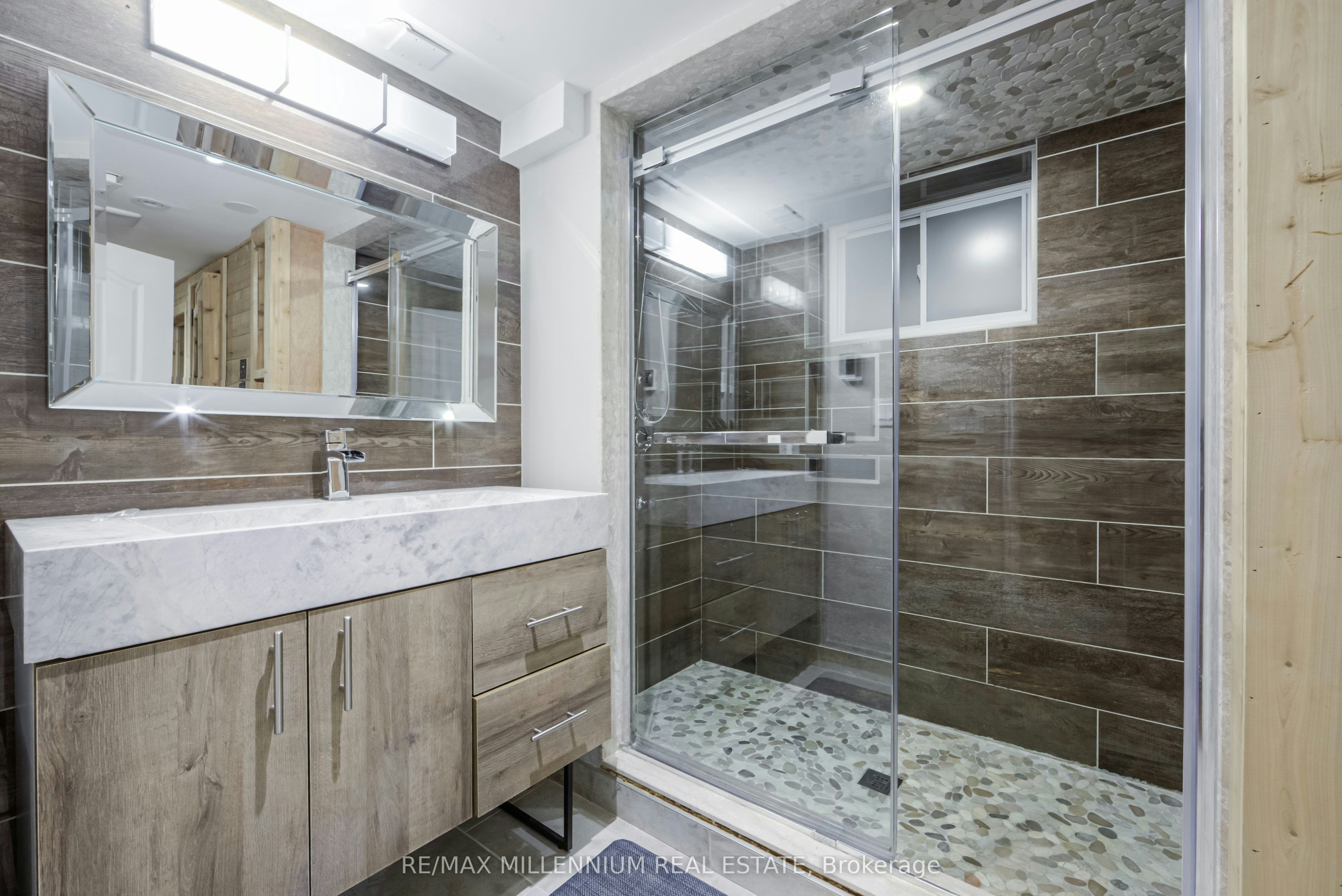 1285 Rebecca Street, Oakville, ON, L6L 1Z3 - 46