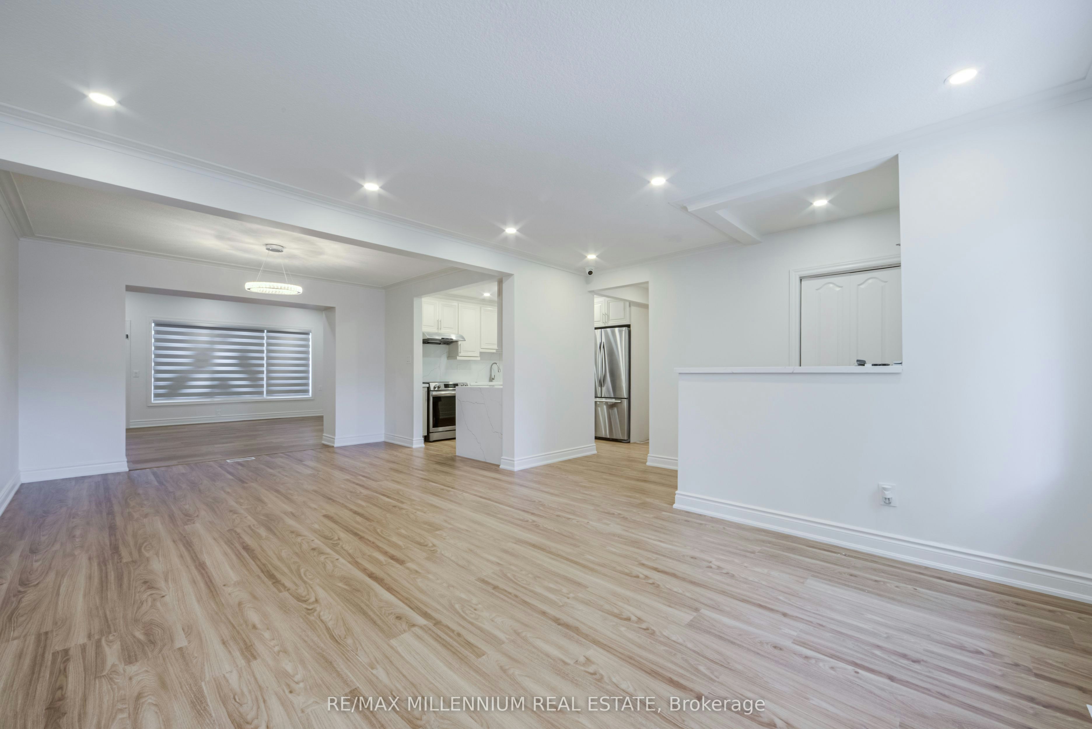 1285 Rebecca Street, Oakville, ON, L6L 1Z3 - 14