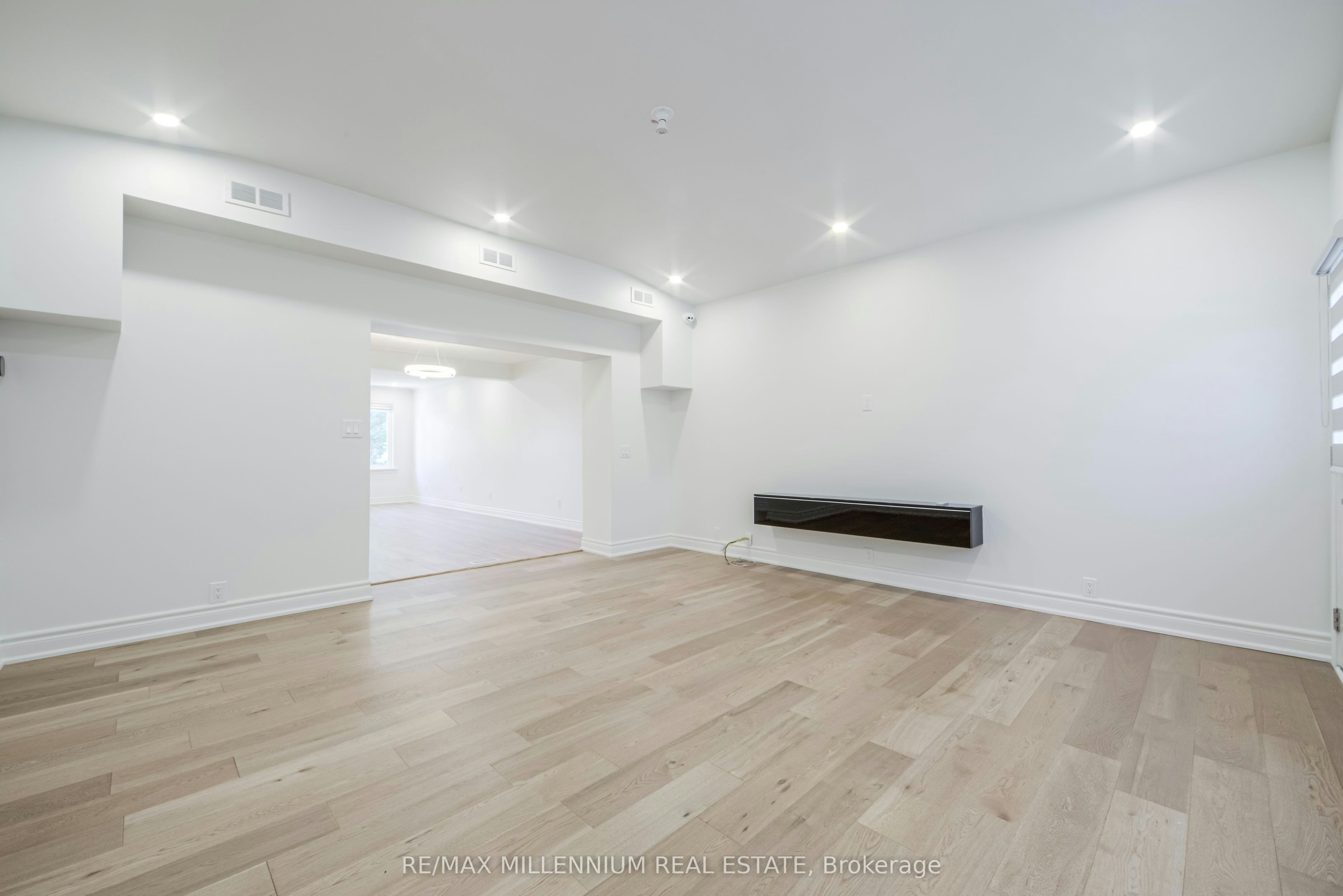 1285 Rebecca Street, Oakville, ON, L6L 1Z3 - 20