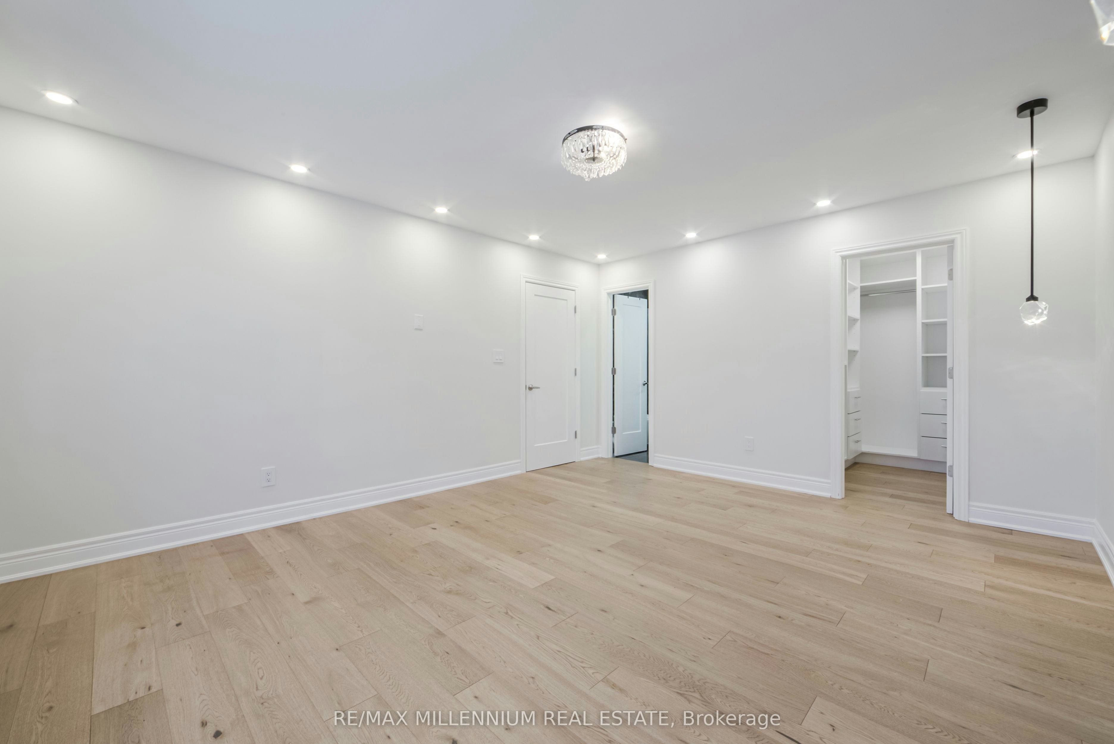 1285 Rebecca Street, Oakville, ON, L6L 1Z3 - 33