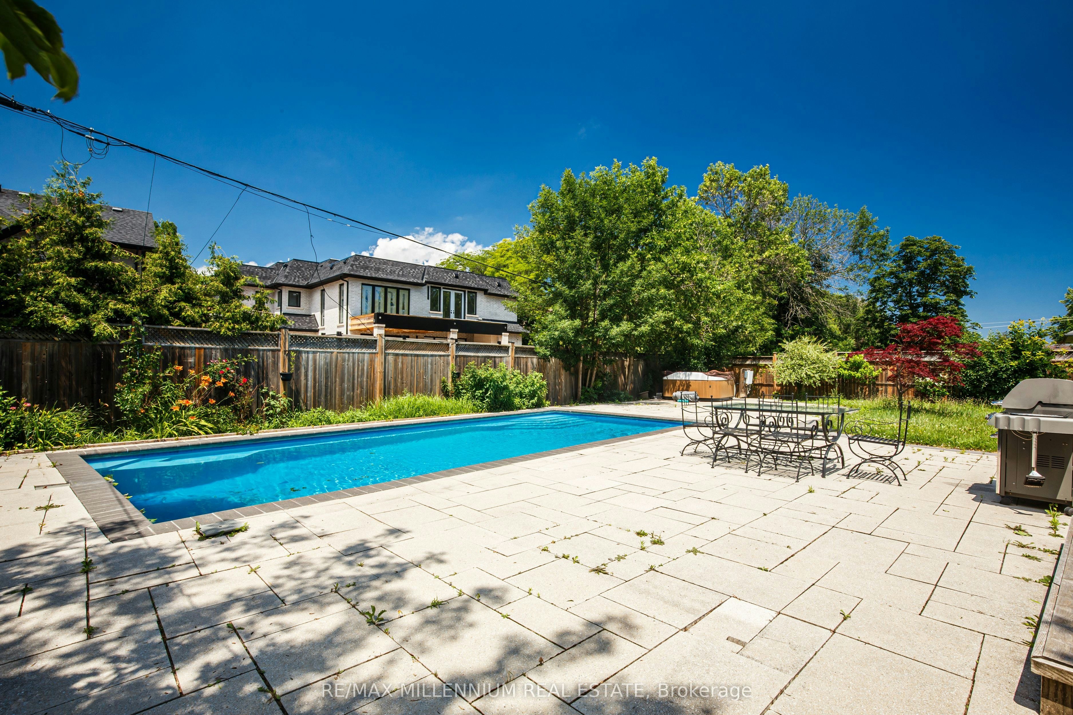 1285 Rebecca Street, Oakville, ON, L6L 1Z3 - 5