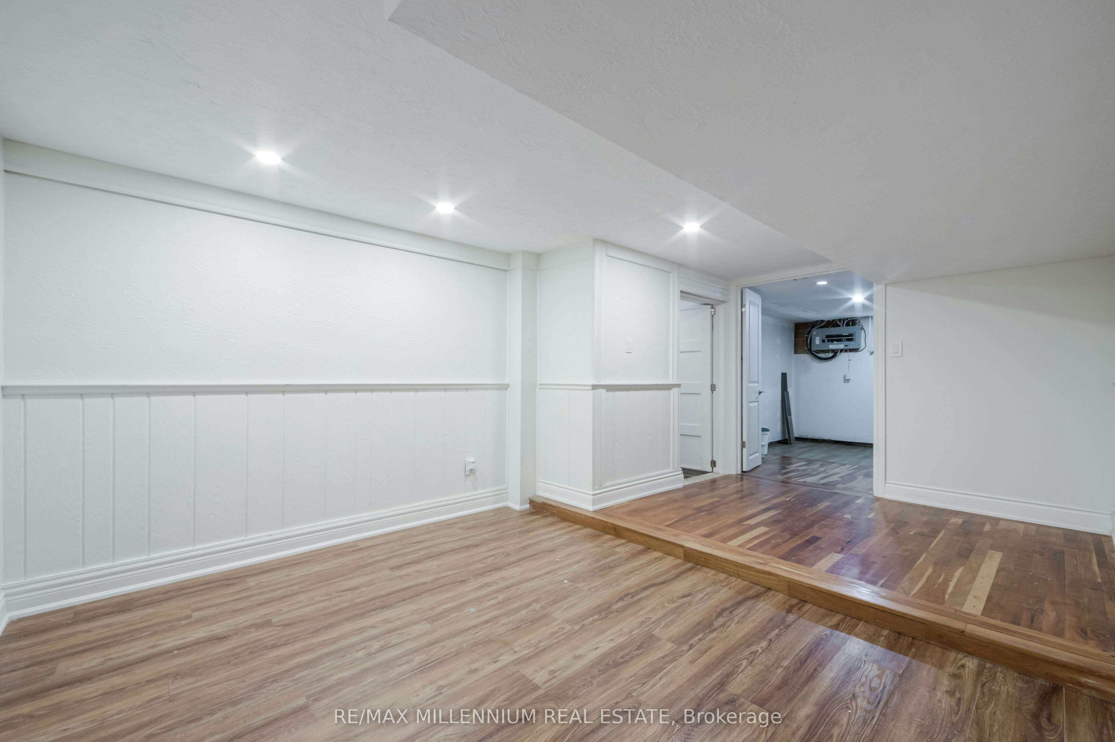 1285 Rebecca Street, Oakville, ON, L6L 1Z3 - 43