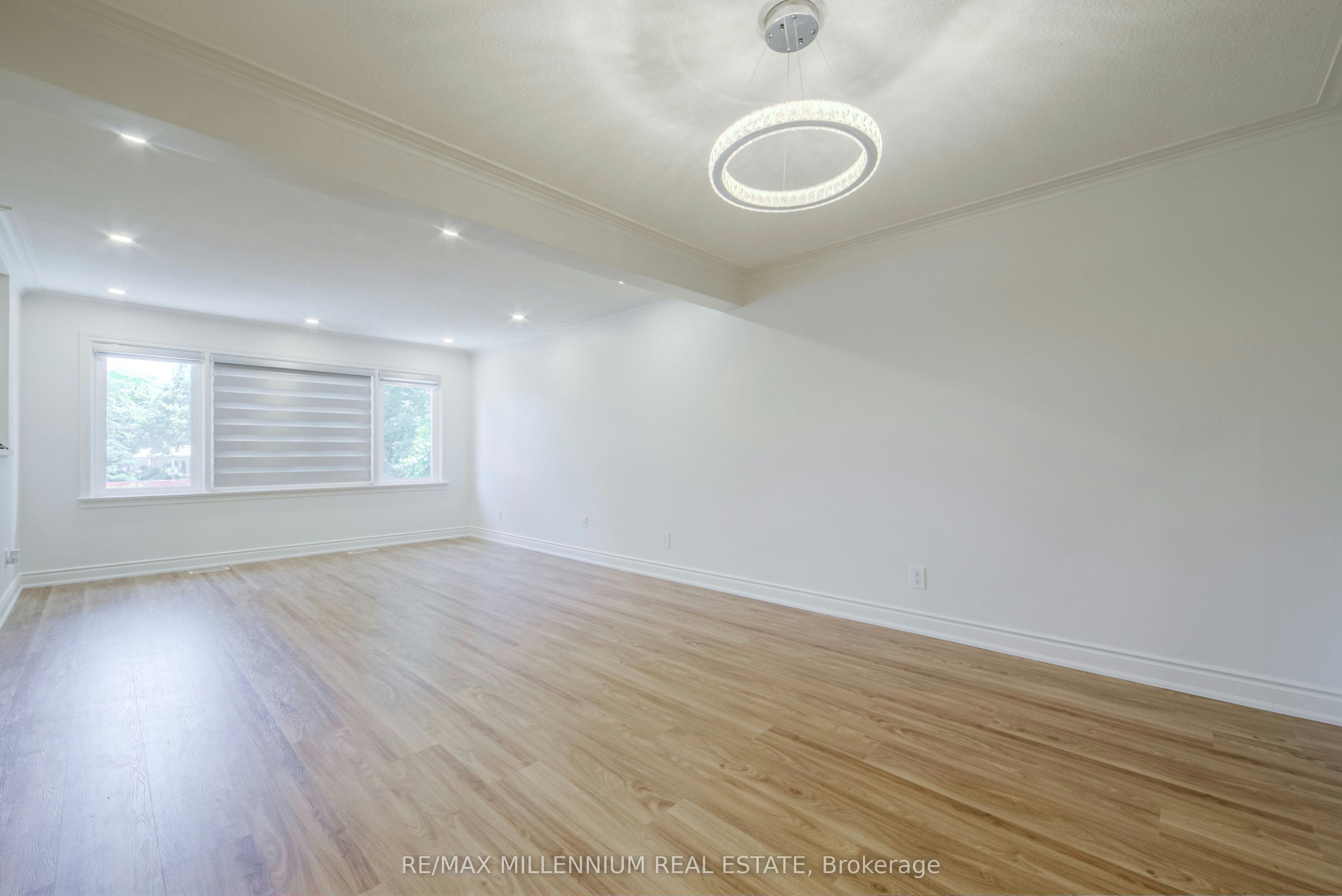 1285 Rebecca Street, Oakville, ON, L6L 1Z3 - 18