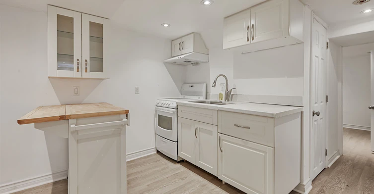 Bsmt-1026 Haig Boulevard, Mississauga, ON, L5E 2M5 - 7
