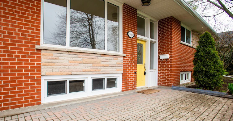 530 Lees Lane, Oakville, ON, L6L 4T4 - 2