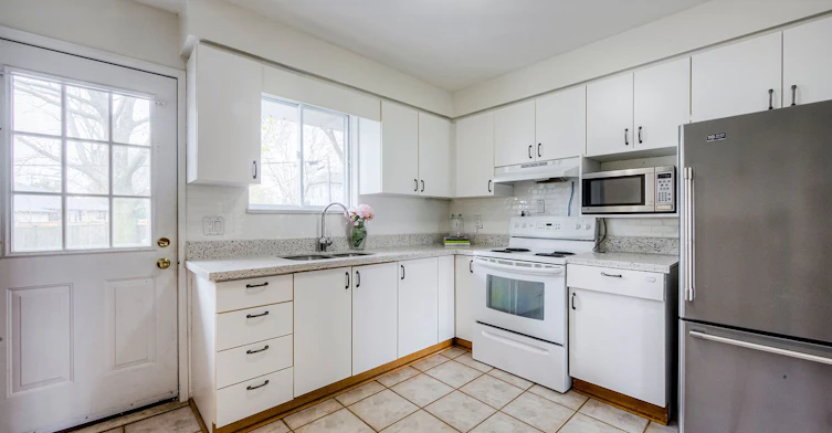 530 Lees Lane, Oakville, ON, L6L 4T4 - 13