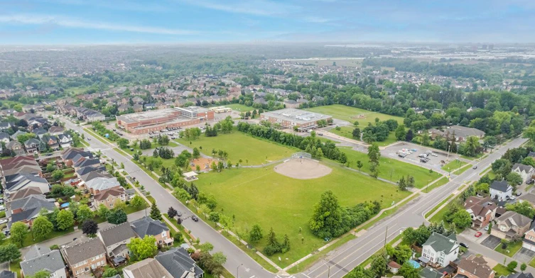 151 Upper-7155 Magistrate Terrace, Mississauga, ON, L5W 1Y9 - 38