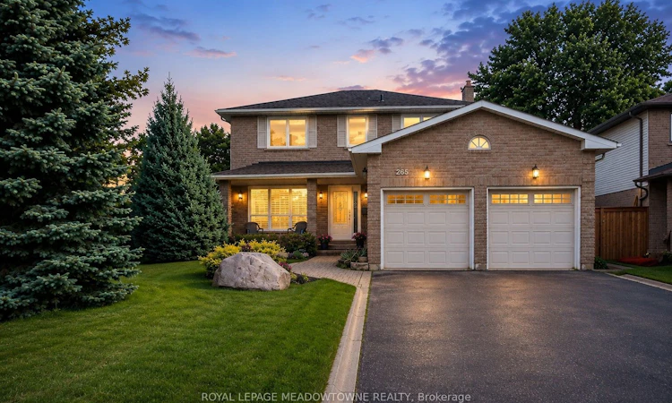 265 Randall Crescent