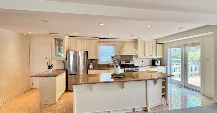 2197 Munn's Avenue, Oakville, ON, L6H 3S9 - 5