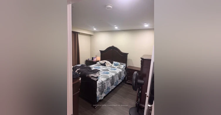 Upper-3038 Coral Drive, Mississauga, ON, L4T 1Z3 - 10