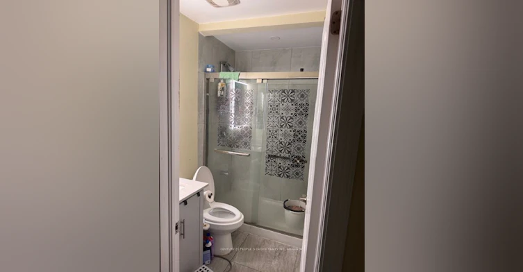 Upper-3038 Coral Drive, Mississauga, ON, L4T 1Z3 - 5